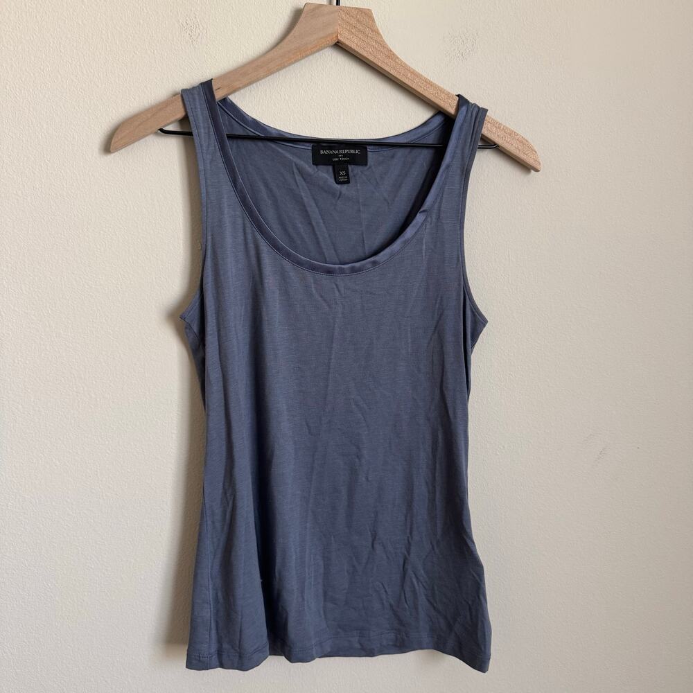 Banana Republic Soft Touch Womens Blue Gray Tank Top Flowy Size XS Scoop Neck